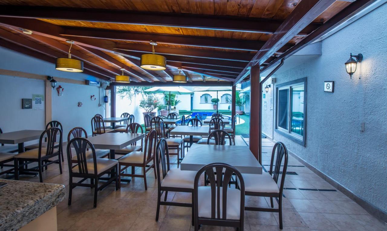 Del Marques Hotel And Suites Гвадалахара Экстерьер фото