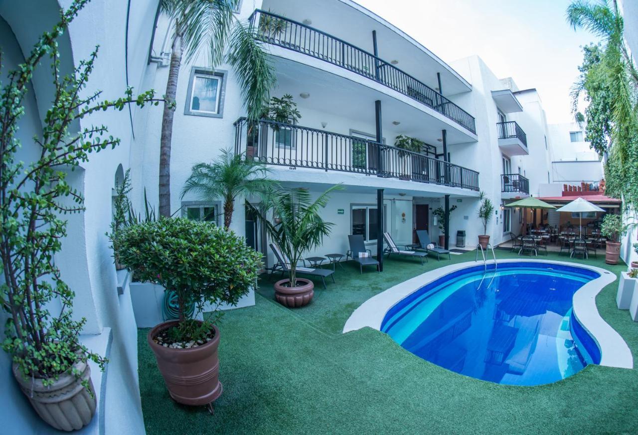 Del Marques Hotel And Suites Гвадалахара Экстерьер фото