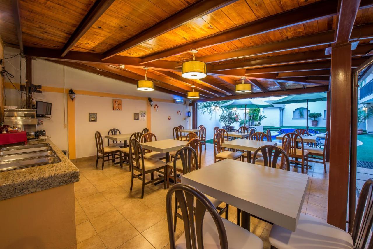 Del Marques Hotel And Suites Гвадалахара Экстерьер фото