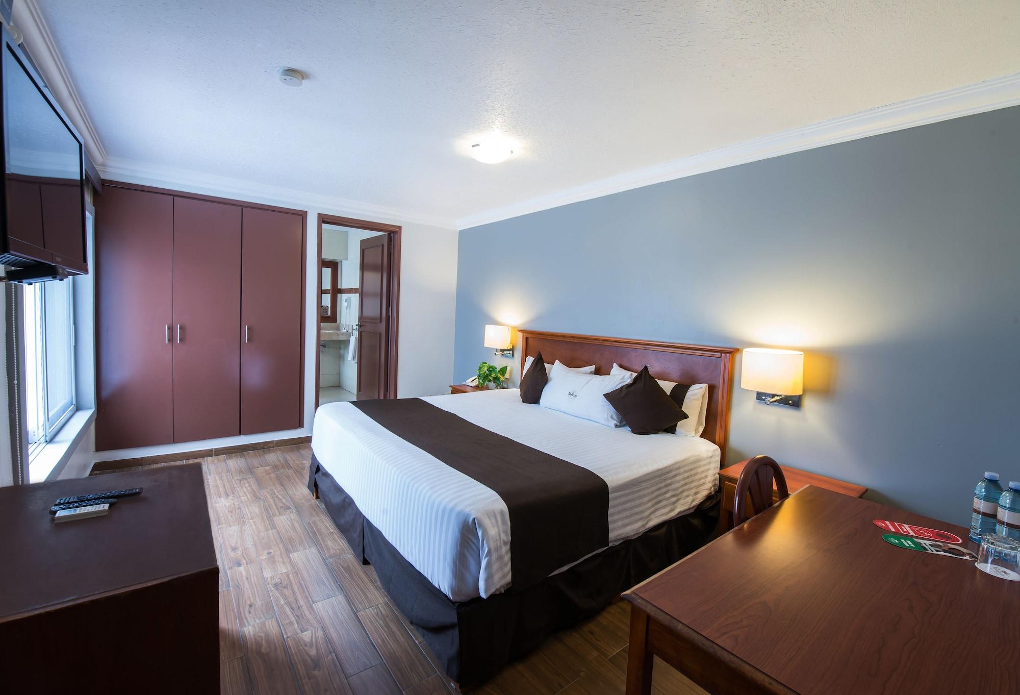 Del Marques Hotel And Suites Гвадалахара Экстерьер фото
