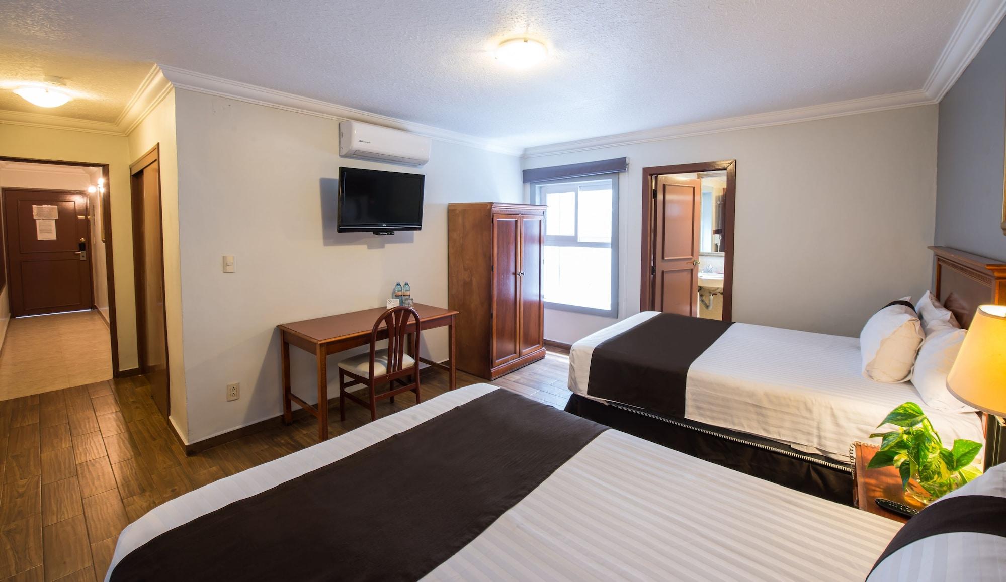 Del Marques Hotel And Suites Гвадалахара Экстерьер фото