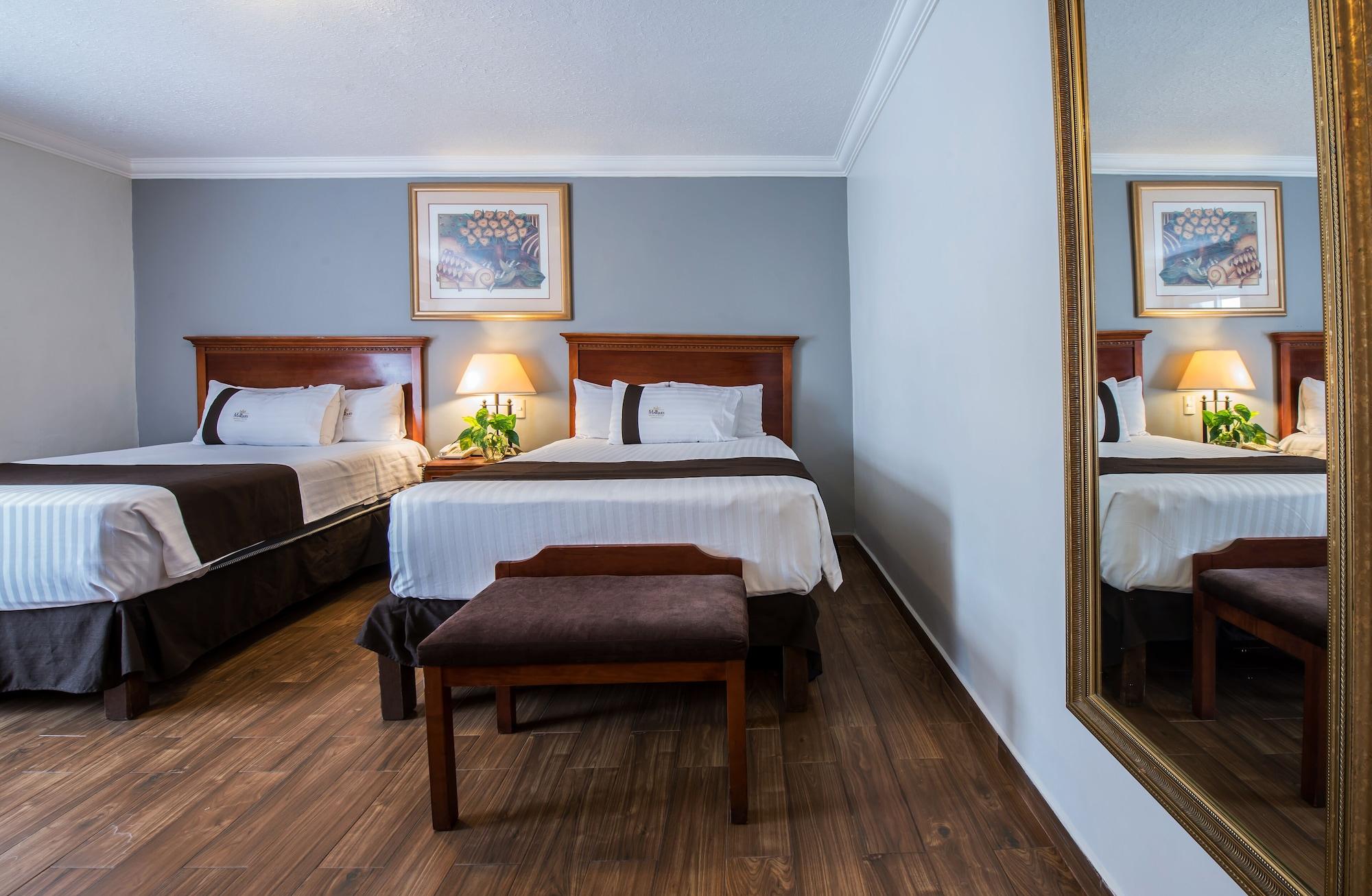 Del Marques Hotel And Suites Гвадалахара Экстерьер фото